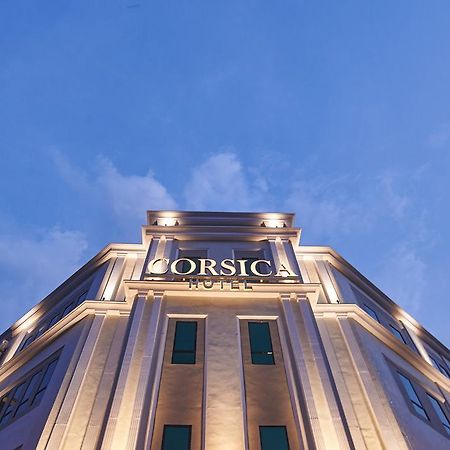 Corsica Hotel Kulai Exterior foto