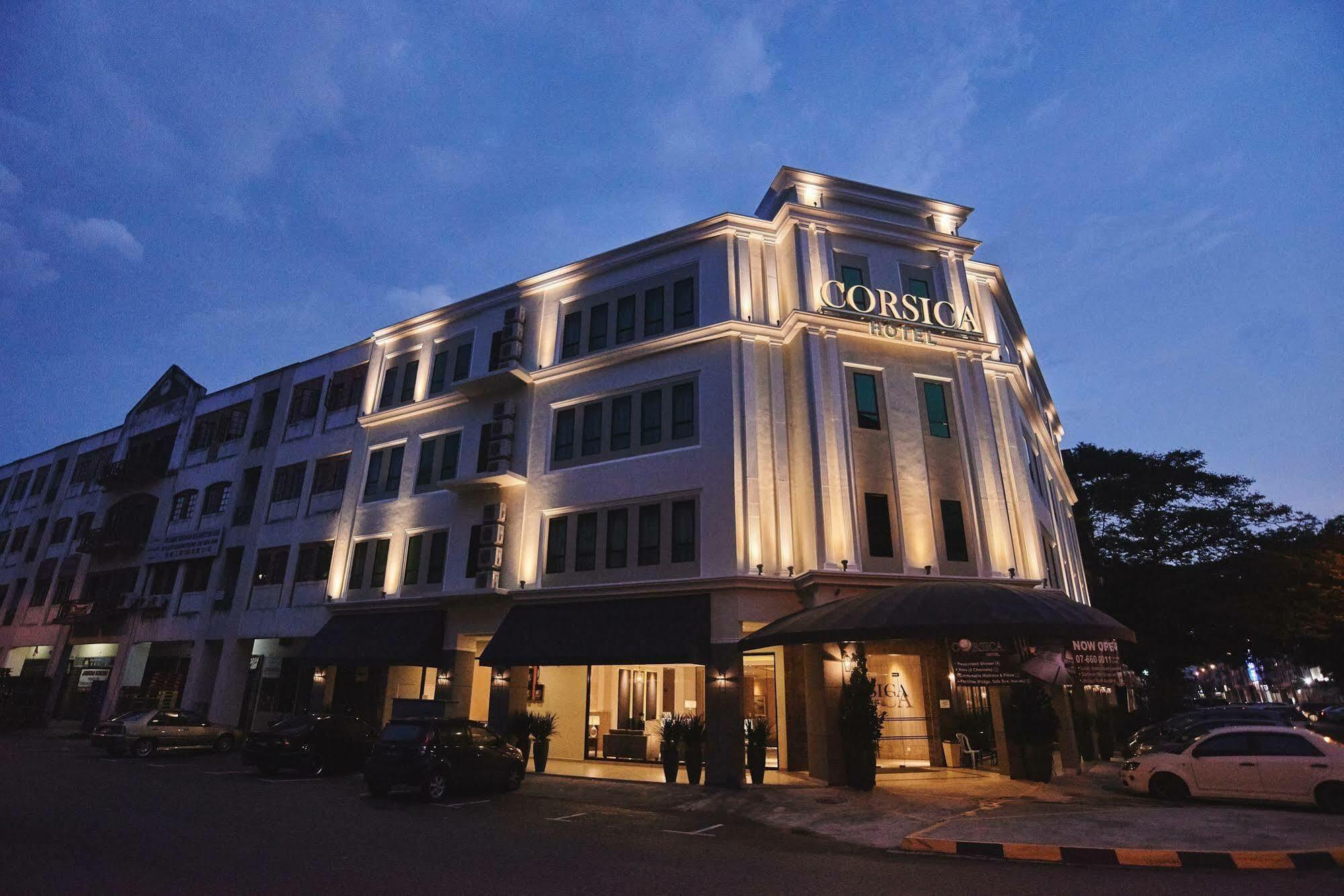 Corsica Hotel Kulai Exterior foto